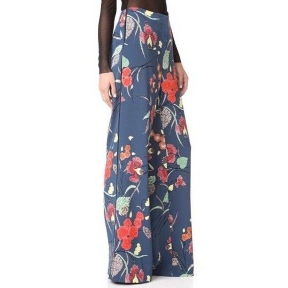 Diane von Furstenberg Silk Blend Wide Leg Trousers Floral Printed Blue Size 6 - Picture 2 of 9